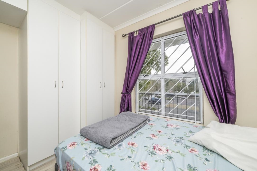 2 Bedroom Property for Sale in Buh Rein Estate Western Cape